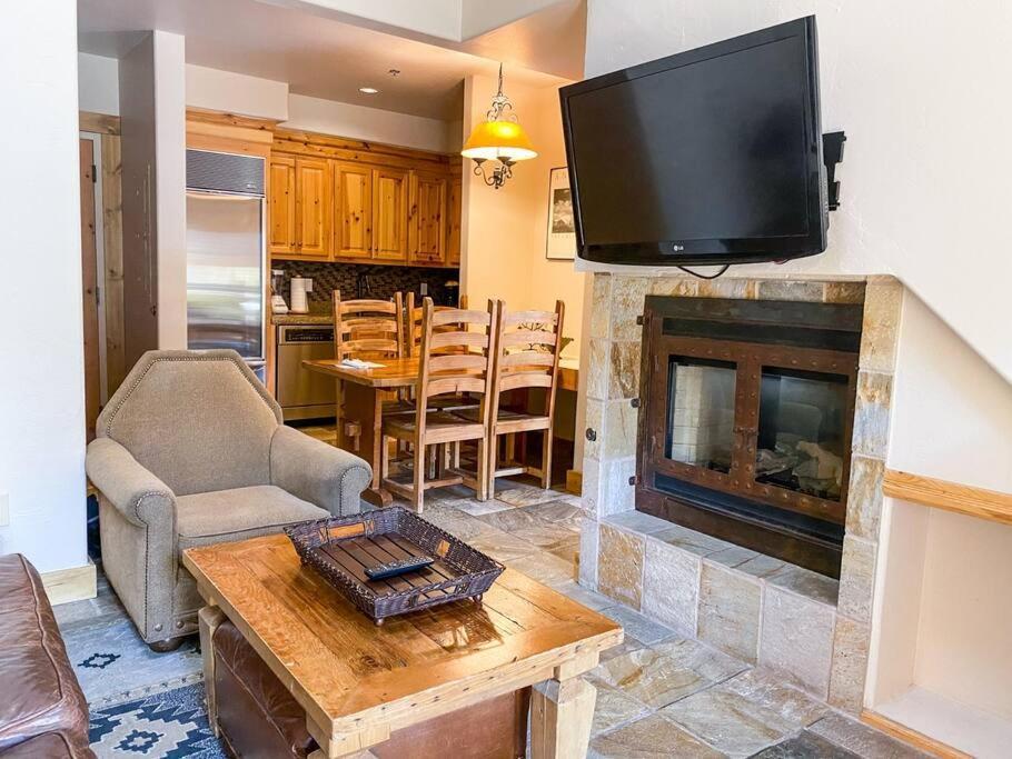 2 Bedroom Condominium - Luxury Skiin And Out Telluride Exterior photo
